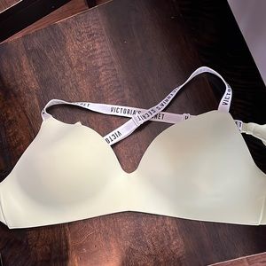 Victoria’s Secret cross crosss strap bra